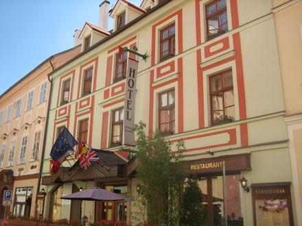 Hotel Barbarossa Cheb Exterior photo